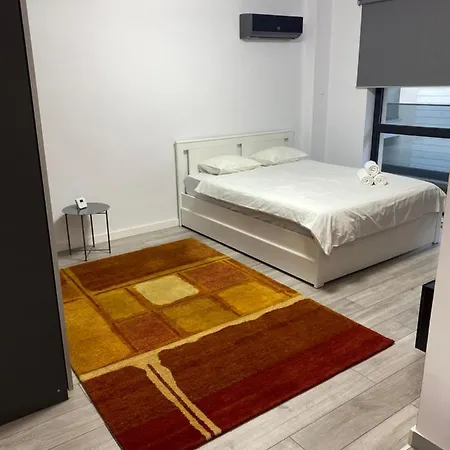 Catedral Studio Apartment Bucharest